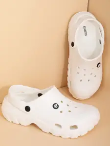 The Roadster Lifestyle Co Men Clogs Flip Flops