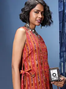 Taavi Printed Tie-Up Detail Ikat Kurta