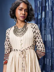 Taavi Indie Florals Pure Cotton Bagru Kurta