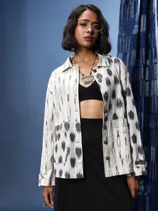 Taavi Ikat Printed Button Shrug