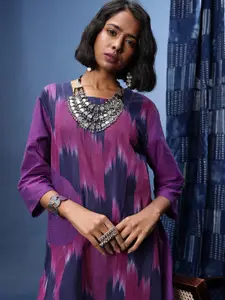Taavi Colourblocked Pure Cotton Ikat Kurta