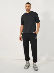 Styli Minimal Graphic Mock Neck Oversized T-Shirt With Joggers