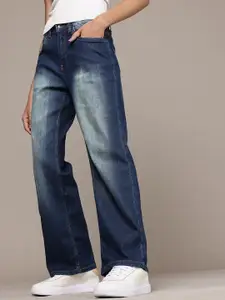 The Roadster Life Co. Women Straight Fit Heavy Fade Stretchable Jeans