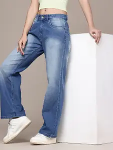The Roadster Life Co. Women Straight Fit Heavy Fade Stretchable Jeans