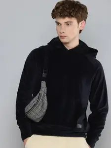 Flying Machine Relaxed Fit Velvet Finish Hooded Sweatshirt