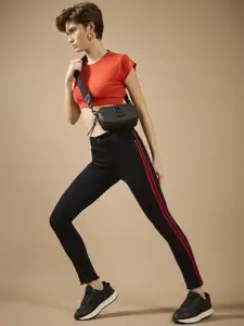 DOLCE CRUDO Women Slim Fit High-Rise Stretchable Jeans