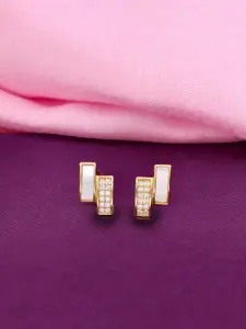 KAI JEWEL Contemporary Studs Earrings