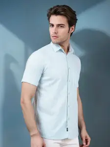 Crimsoune Club Men Classic Spread Collar Vertical Striped Cotton Slim Fit Casual Shirt