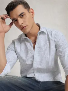 WROGN Opaque Geometric Printed Casual Shirt