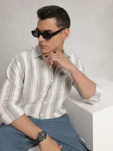 WROGN Comfort Fit Opaque Striped Textured Casual Shirt