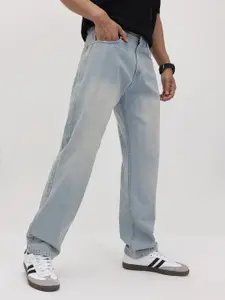 The Roadster Life Co. Men Straight Fit Vintage Wash Jeans