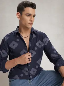 WROGN Textured Self Design Casual Shirt