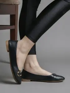 DressBerry Women Textured Ballerinas Flats