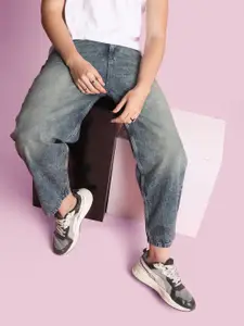 Bene Kleed Men Baggy Fit Light Fade Tinted Jeans - Baggy