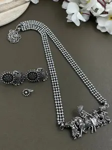 NAMAN ARTS Nidhi Silver-Plated Oxidised Necklace Jewellery Set