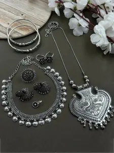 NAMAN ARTS Simran Silver-Plated Oxidised Necklace Jewellery Set