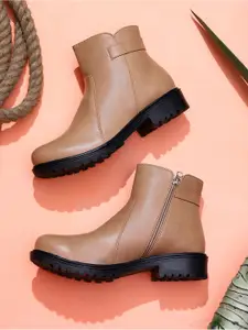 TRASE Women Round Toe Regular Block Heels Boots