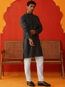 Jompers Men Embroidered Regular Sequinned Kurta with Pyjamas