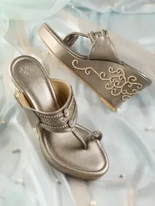 House of Pataudi Ethnic Embellished Wedge Heel
