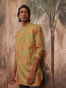 Sangria Men Floral Print Above Knee Kurta