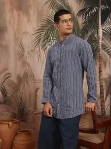 Sangria Men Kantha Work Pure Cotton Kurta with Trousers