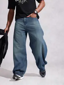 WROGN Men Pure Cotton Balloon Fit Light Fade Jeans