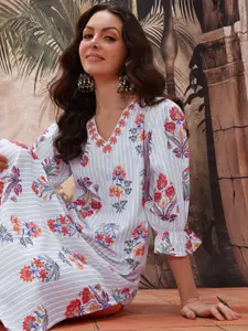 Sangria Floral Printed Bell Sleeves Floral Kurta