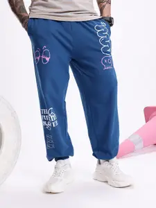 Kook N Keech Men Pure Cotton Typography Printed Relaxed Fit Joggers