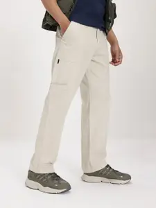 The Roadster Life Co. Men Pure Cotton Straight Fit Cargos Trousers