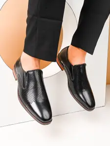 House of Pataudi Men Round Toe Formal Brogues