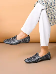 House of Pataudi Men Printed Slip On Mojaris