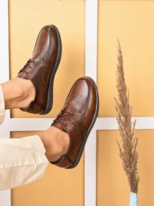 San Frissco Men Leather Textured Formal Derbys