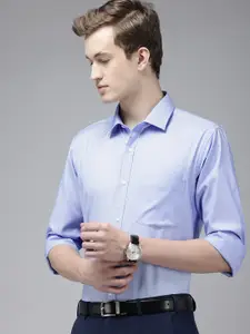 Park Avenue Self Design Slim Fit Textured Formal Shirt