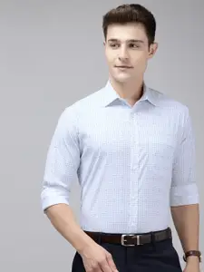 Park Avenue Slim Fit Opaque Geometric Printed Formal Shirt