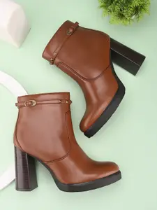 The Roadster Lifestyle Co Women Block Heeled Ankle Boots