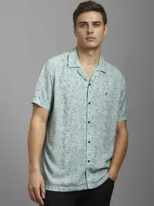 Louis Philippe Jeans Men Cuban Collar Vertical Striped Slim Fit Casual Shirt