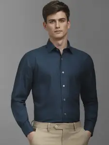 Luxure by Louis Philippe Men Classic Spread Collar Geometric Printed Cotton Formal Shirt