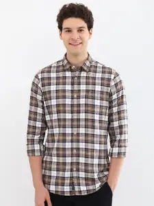 Allen Solly Men Custom Spread Collar Checked Cotton Casual Shirt