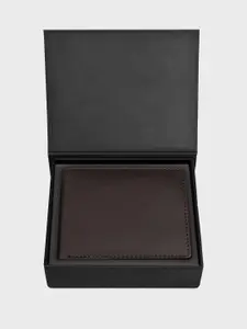 The Wallet Store Men Textured Leather Two Fold Wallet