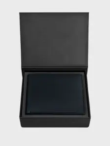 The Wallet Store Men Leather Two Fold Wallet