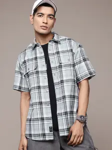 The Roadster Lifestyle Co. Comfort Checked Relaxed Fit Casual Shirt