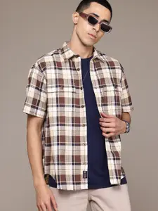 The Roadster Lifestyle Co. Men Comfort Checked Casual Shirt