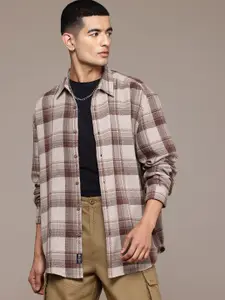 The Roadster Lifestyle Co. Men Relaxed Checked Pure Cotton Casual Shirt