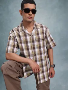 The Roadster Lifestyle Co. Men Relaxed Checked Casual Shirt