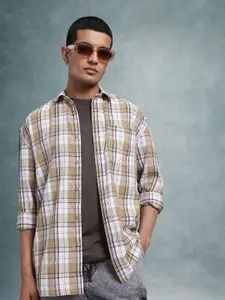 The Roadster Lifestyle Co. Relaxed Checked Textured Casual Shirt