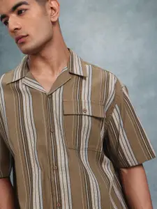 The Roadster Lifestyle Co. Men Relaxed Striped Cuban Collar Pure Cotton Casual Shirt