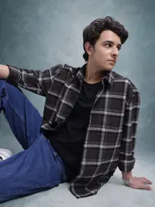 The Roadster Lifestyle Co. Relaxed Checked Pure Cotton Casual Shirt