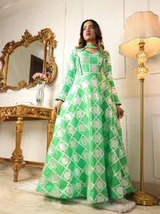 VIVARAA FASHION Women Checked Fit & Flare Maxi Dress