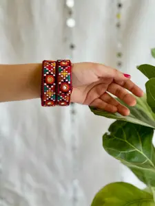 Janpath Online Set Of 2 Mirror Embroidery Kada Bangles