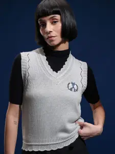 Tokyo Talkies Women Sleeveless V-Neck Sweater